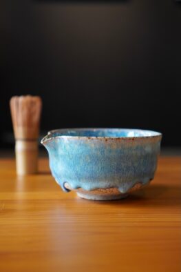 ถ้วยมัทฉะ Chawan ทรงหัวใจ เซรามิกแฮนด์เมด